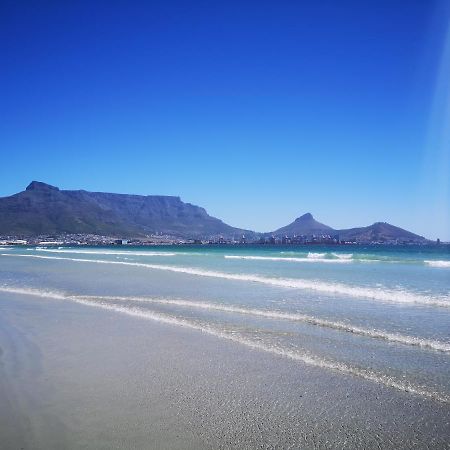 Cape Town Family Beachfront Apartment Leisure Bay Esterno foto