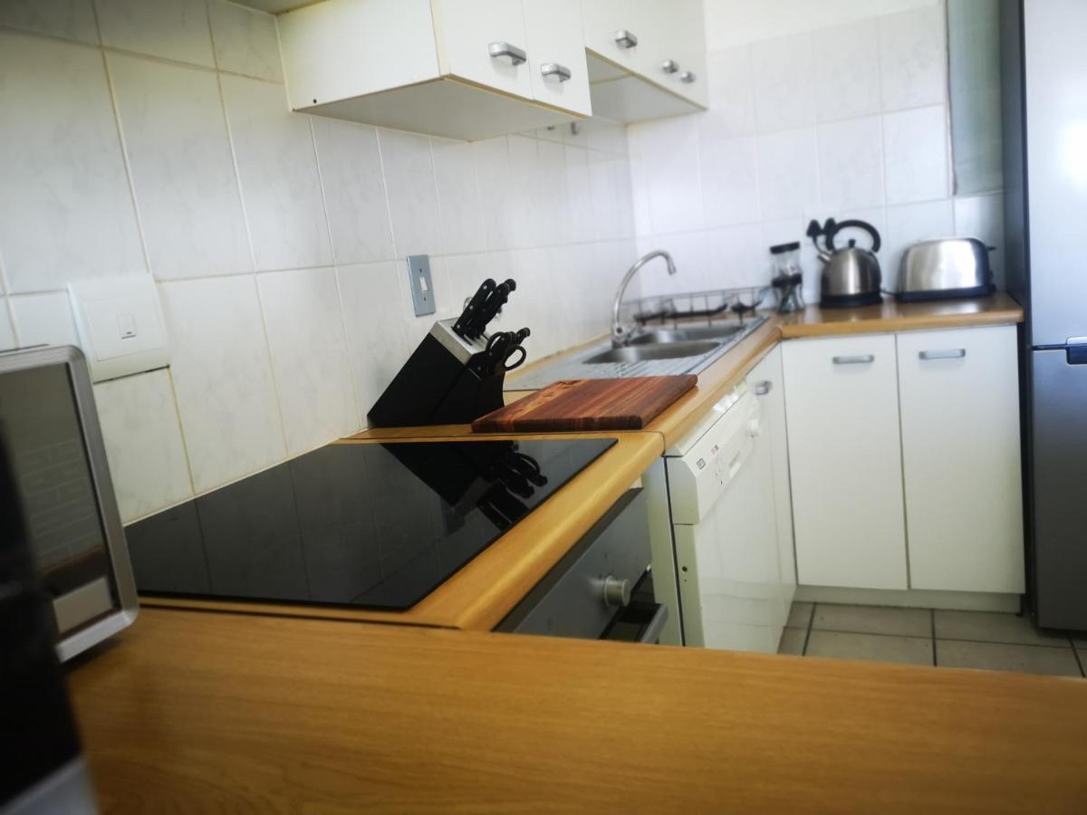 Cape Town Family Beachfront Apartment Leisure Bay Esterno foto