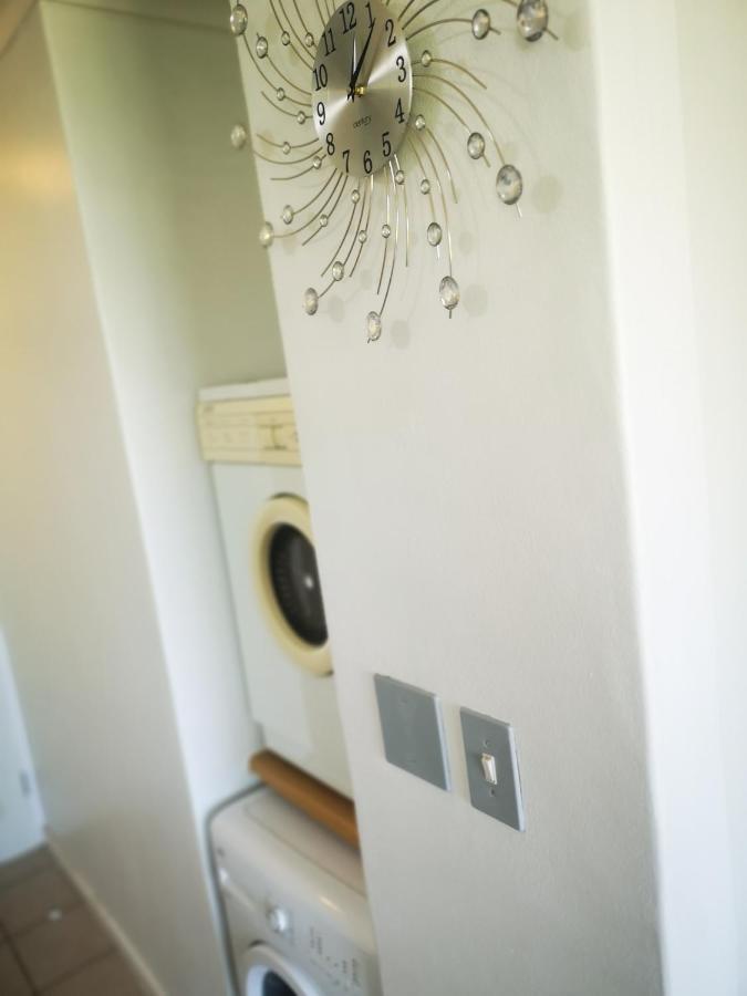 Cape Town Family Beachfront Apartment Leisure Bay Esterno foto