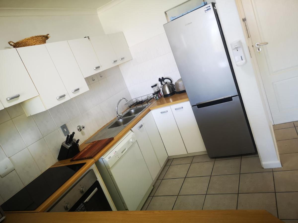 Cape Town Family Beachfront Apartment Leisure Bay Esterno foto
