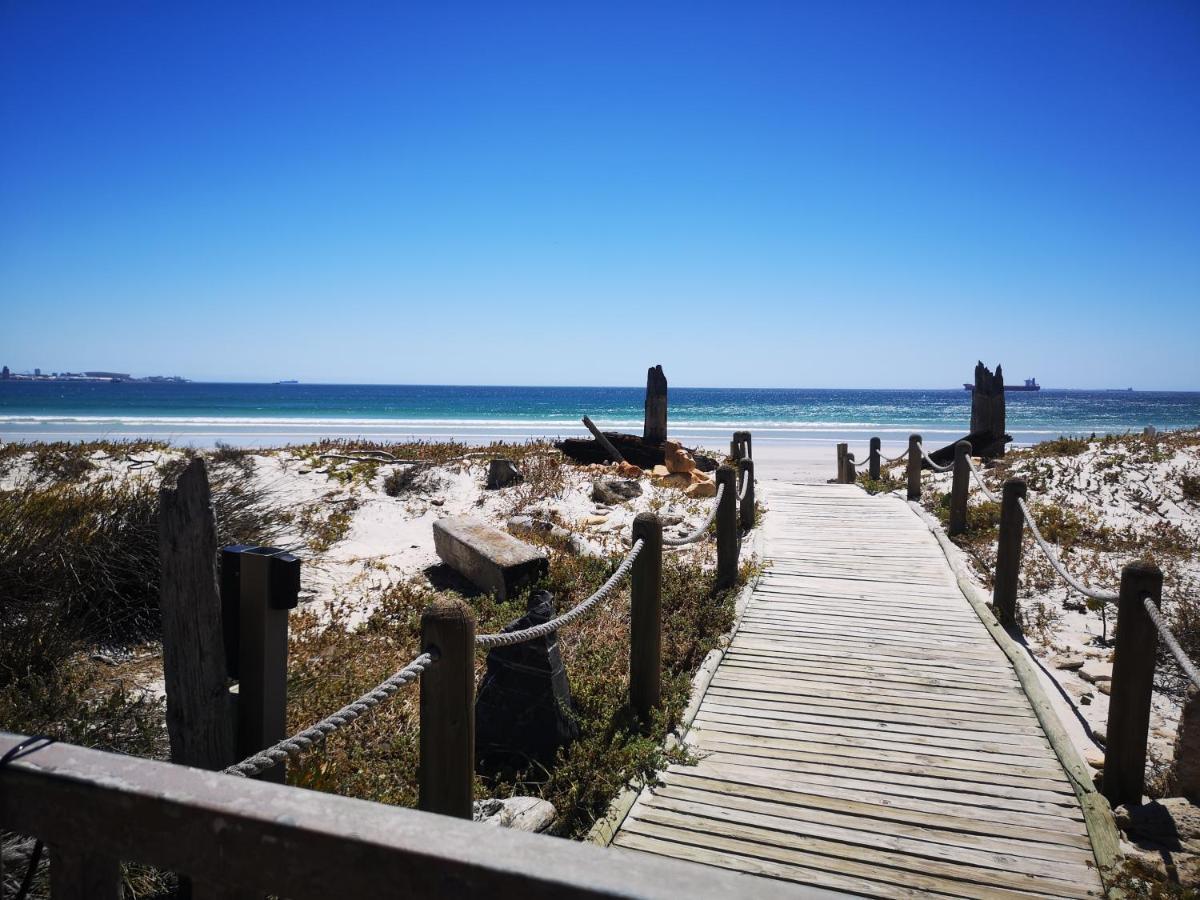 Cape Town Family Beachfront Apartment Leisure Bay Esterno foto
